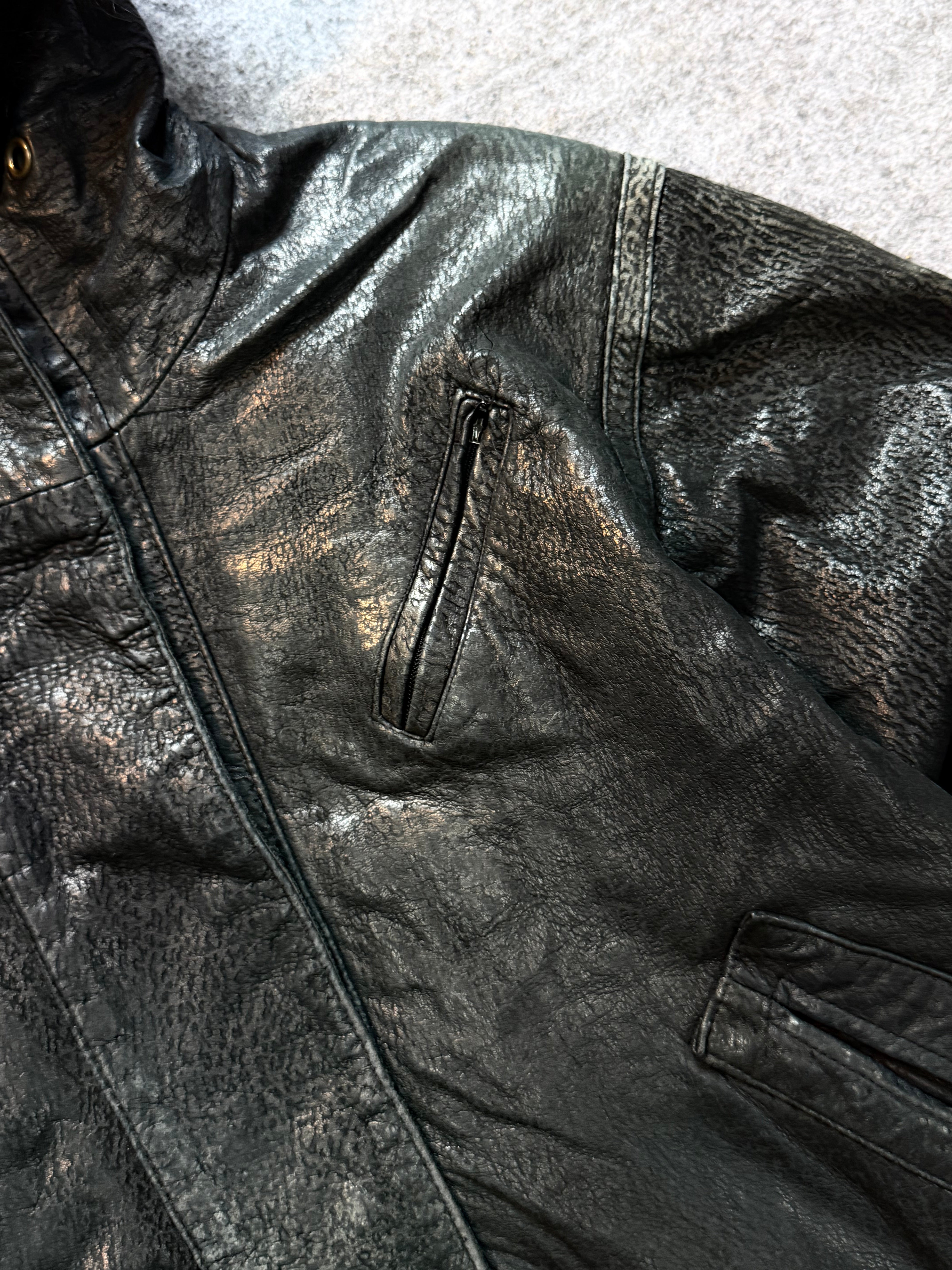 Bomber leather jacket(L/XL)